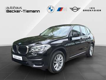 xDrive20d AHK | Pano.Dach | LED | Navi | 19" etc.