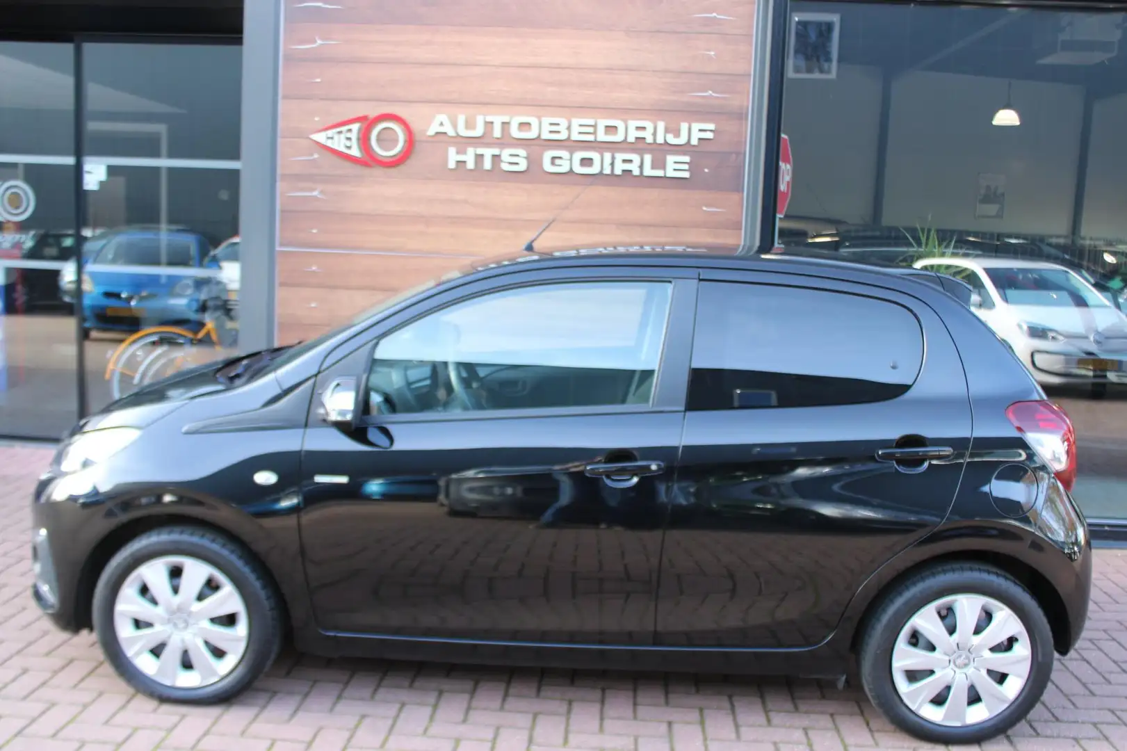 Peugeot 108 1.0 e-VTi Blue Lease Schwarz - 2