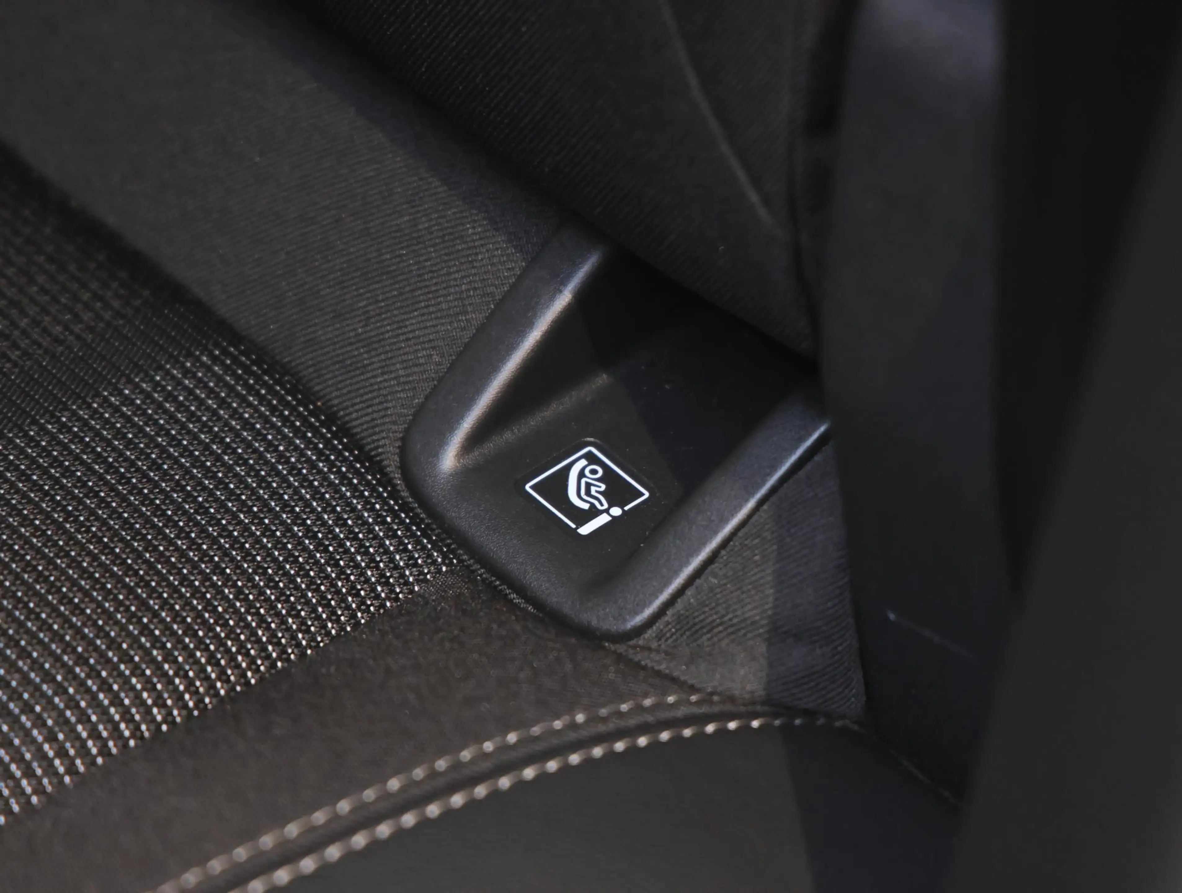 Opel Grandland SUV GS Line 130 pk Automaat | AGR Comfortstoelen | — photo 15