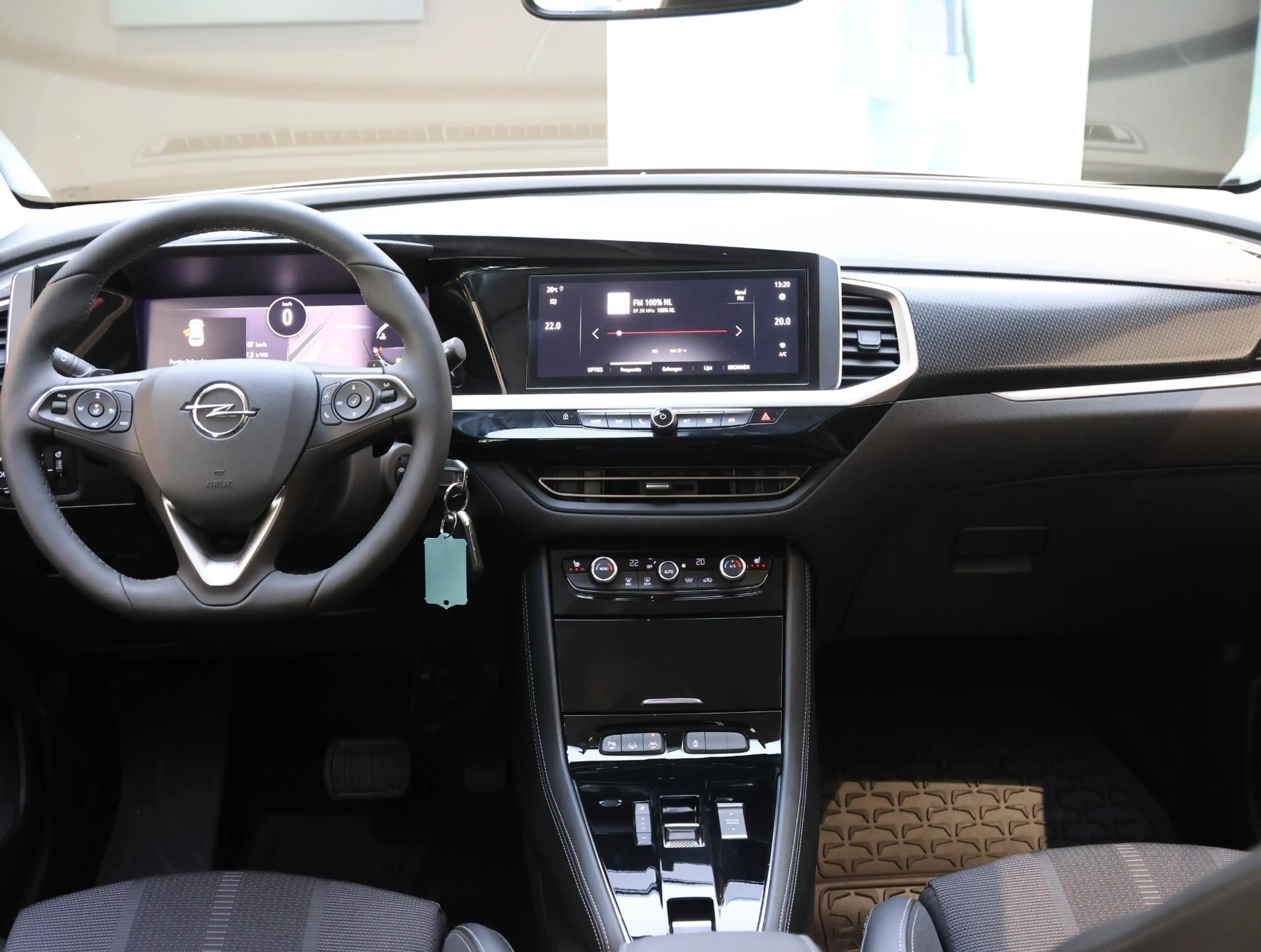 Opel Grandland SUV GS Line 130 pk Automaat | AGR Comfortstoelen | — photo 13