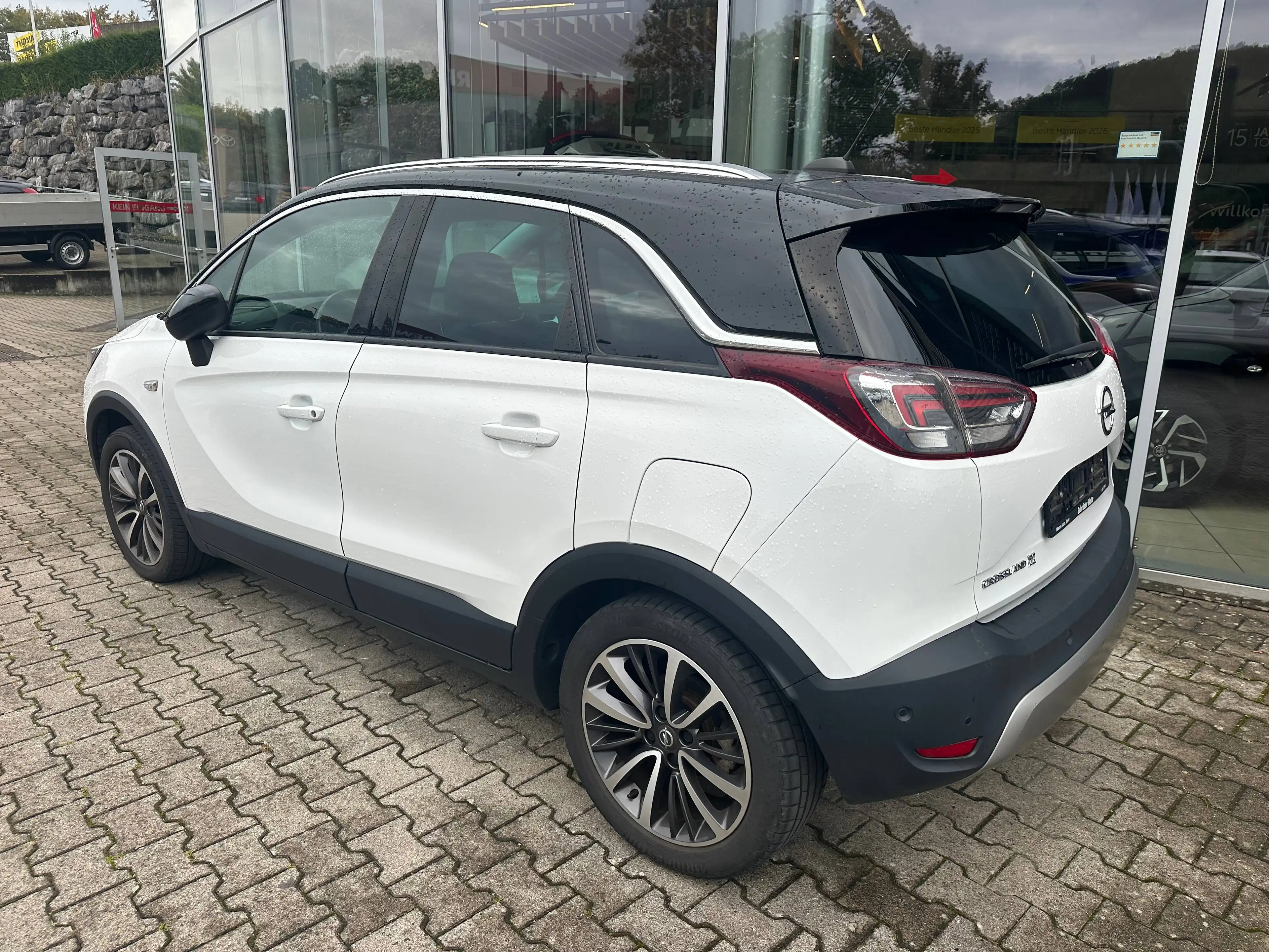 Opel Crossland X 1,2 Turbo Ultimate — photo 2