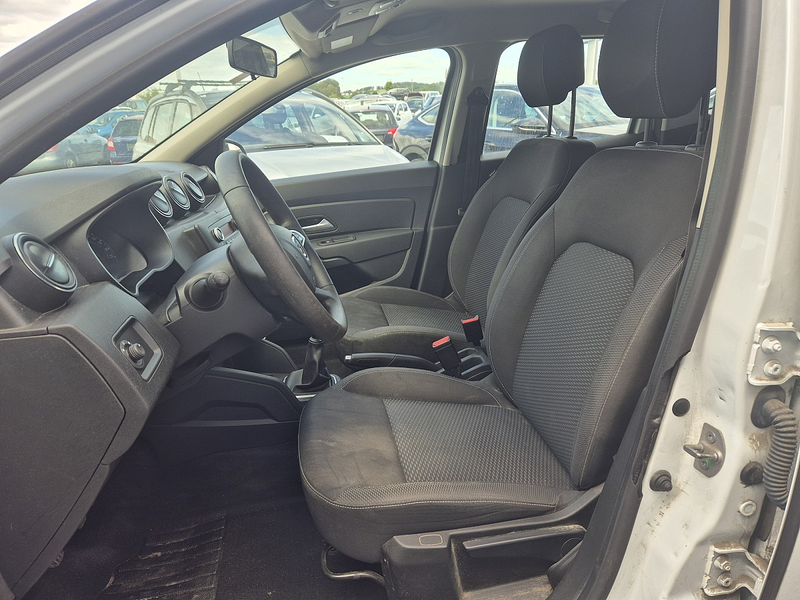 Dacia Duster TCe 90 Access — photo 8