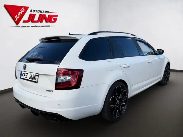 Skoda Octavia view 8