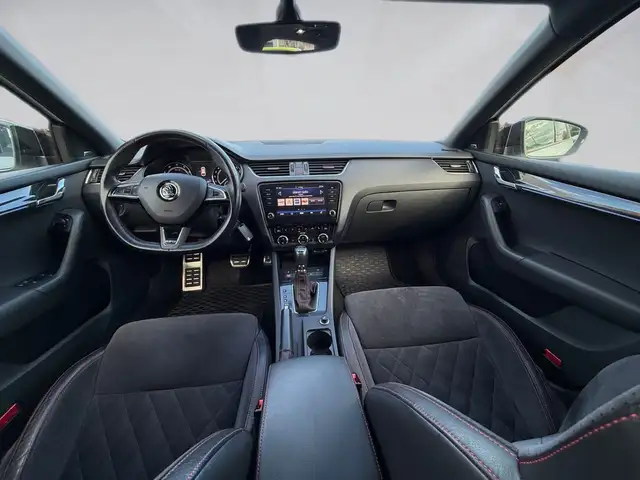 Skoda Octavia view 12