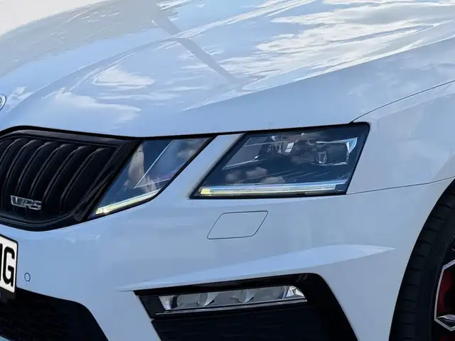 Skoda Octavia view 2