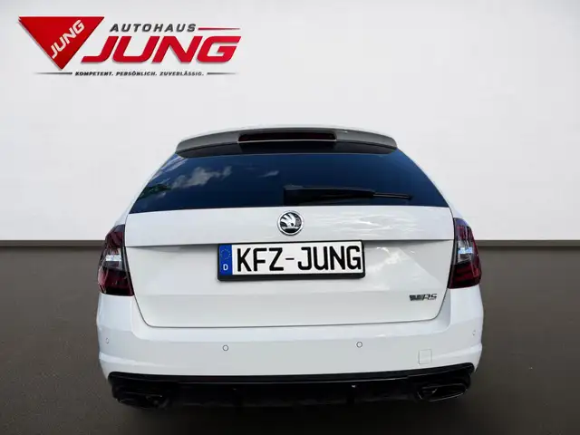 Skoda Octavia view 7