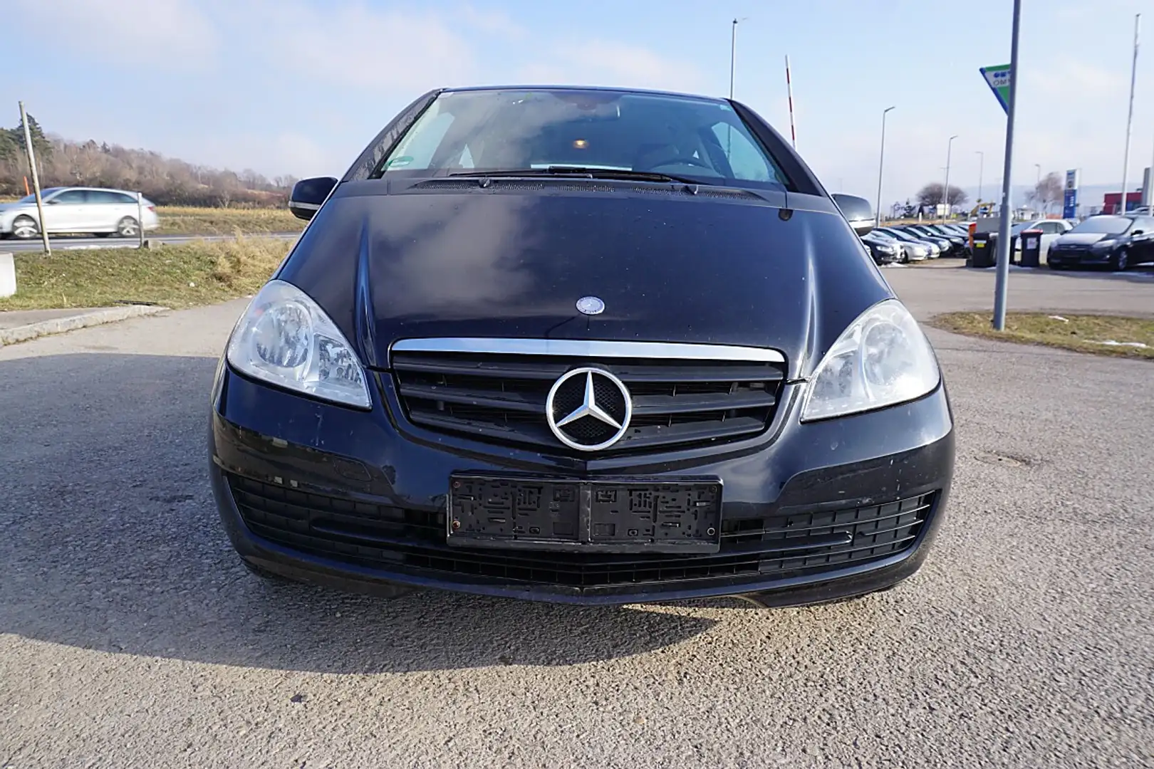Mercedes-Benz A 150 Classic BlueEfficiency Schwarz - 1