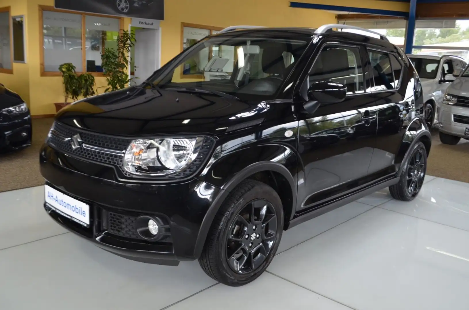 Suzuki Ignis Basic R-KAMERA / KLIMAANLAGE / 25TKM Schwarz - 1