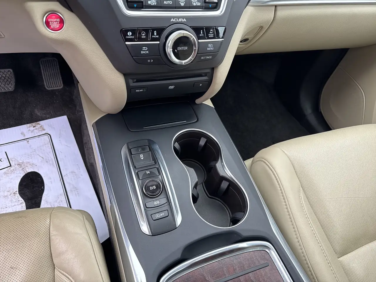 Acura MDX снимка Acura MDX
