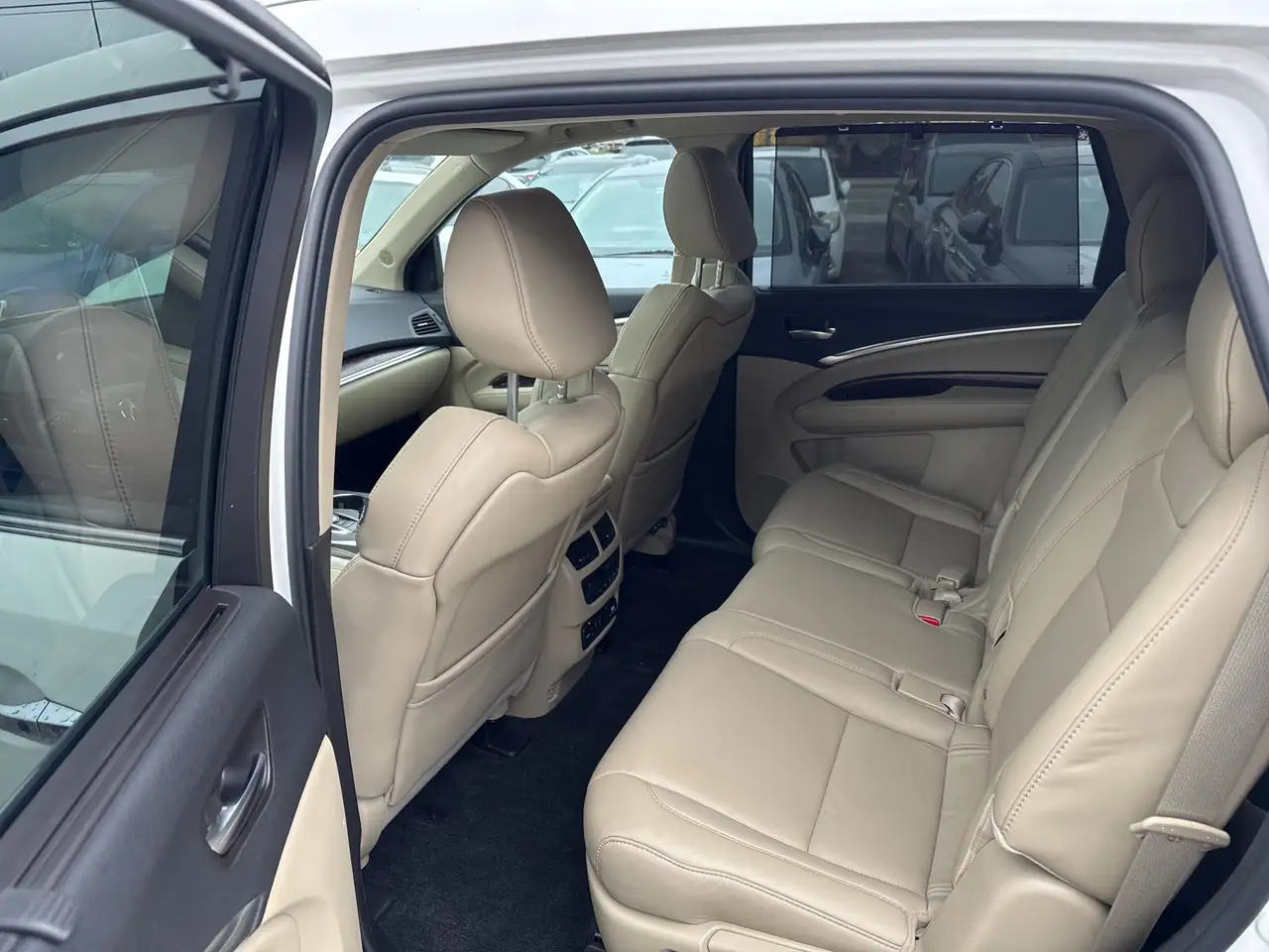 Acura MDX снимка Acura MDX