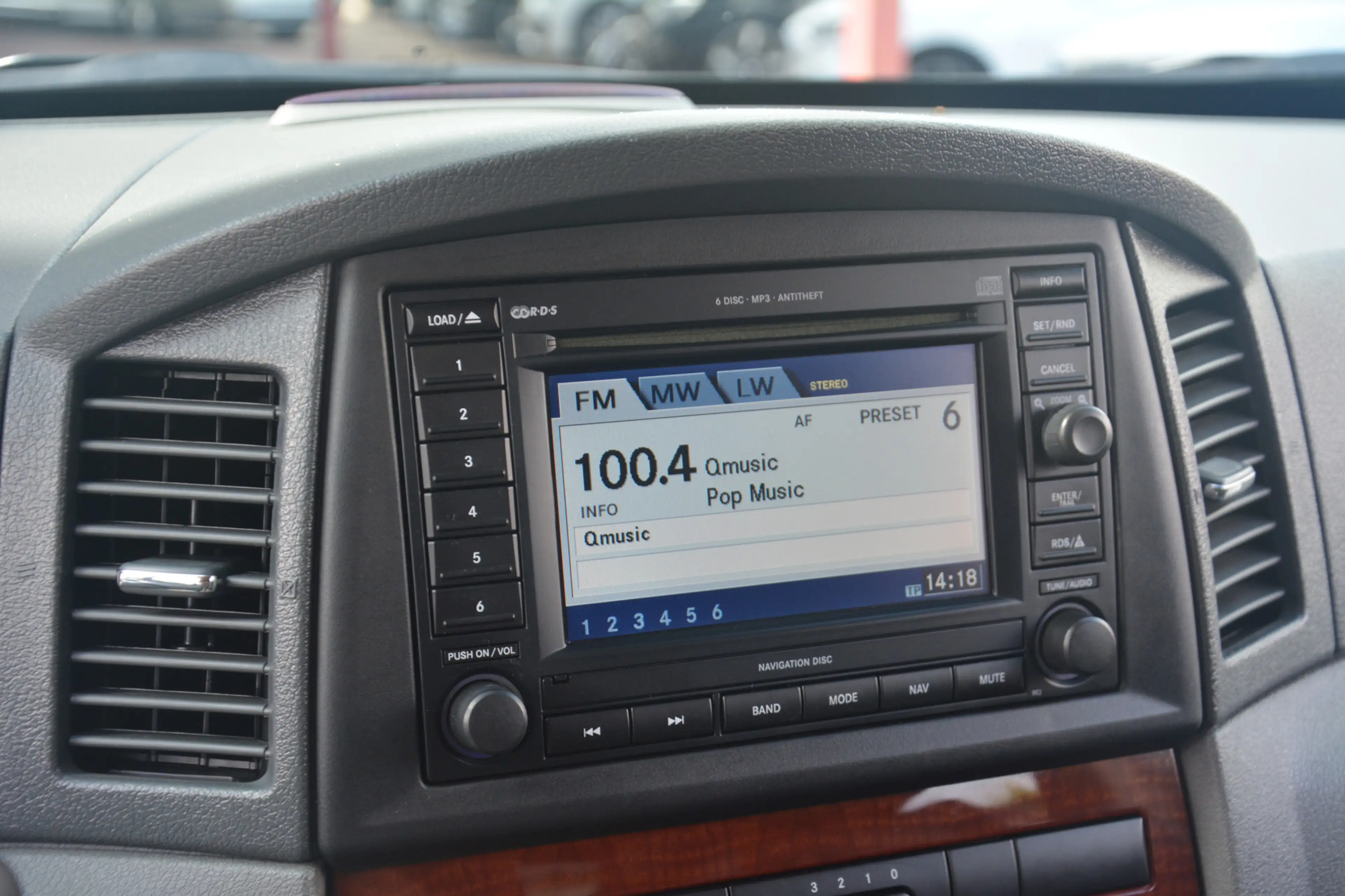 Jeep Grand Cherokee 4.7 V8 Limited | Navigatie | Leer | Stoelverwarmin — photo 14