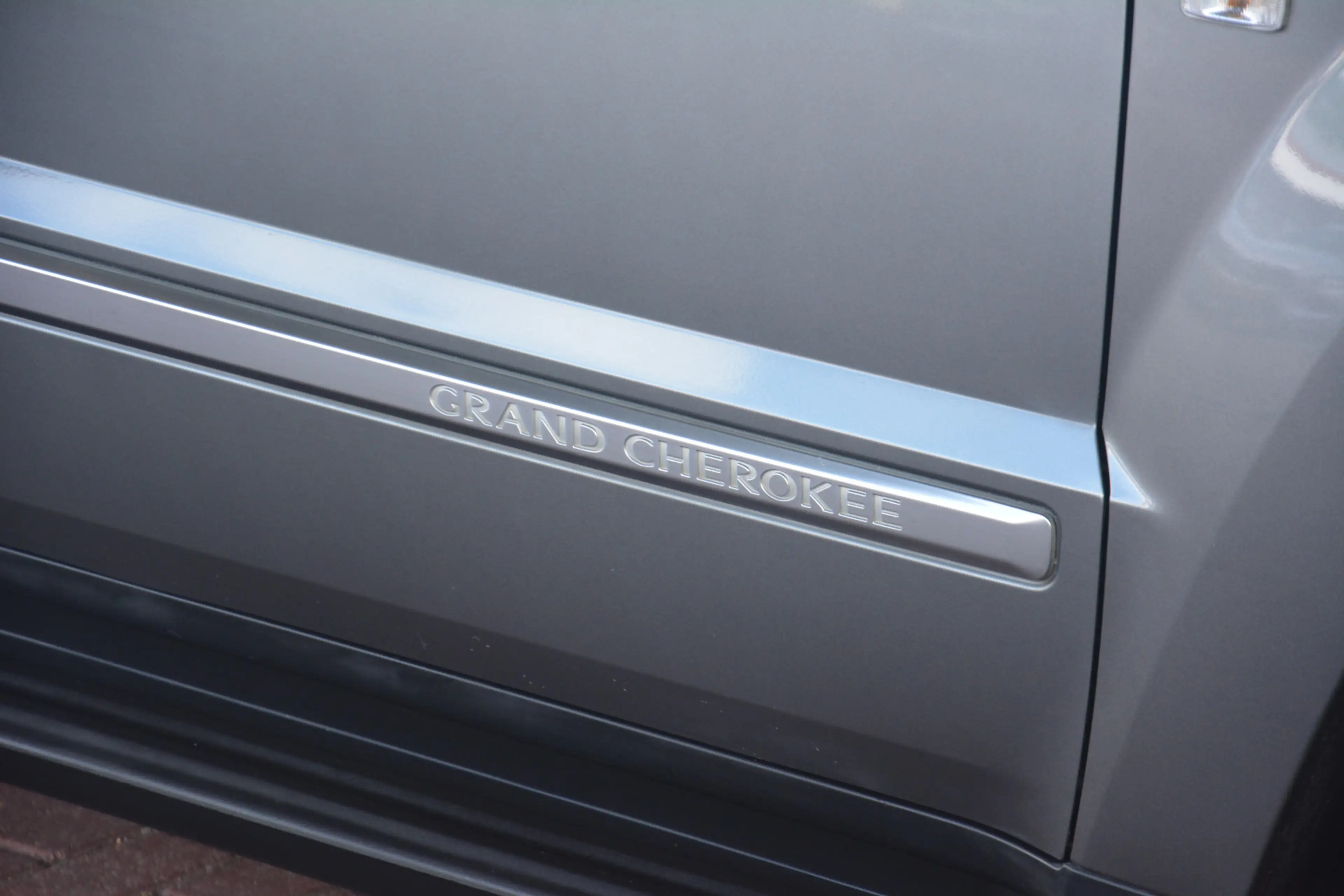 Jeep Grand Cherokee 4.7 V8 Limited | Navigatie | Leer | Stoelverwarmin — photo 28