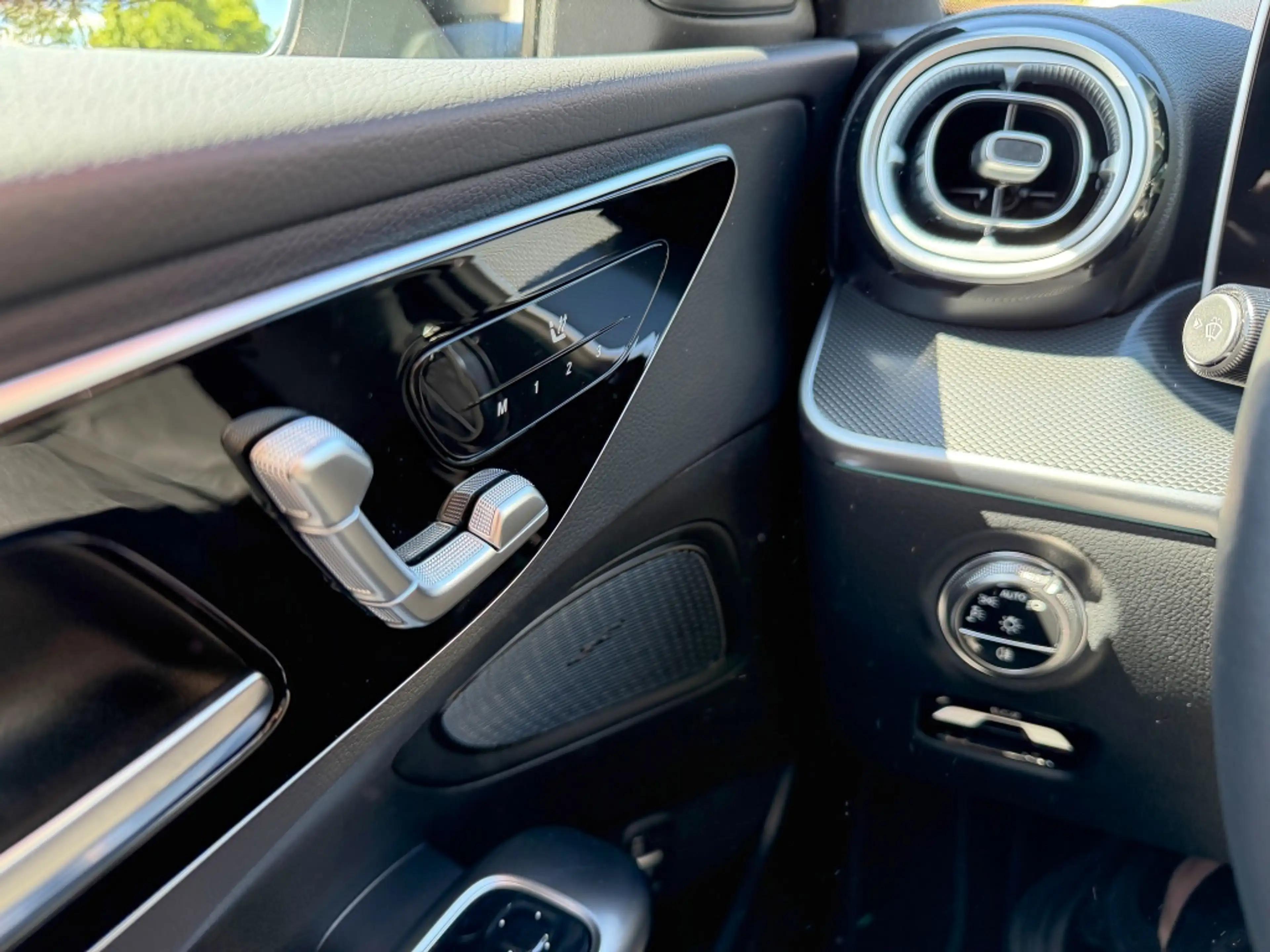 Mercedes-Benz C 200 d T Edition Avantgarde AHK ACC WinterP+M&S — photo 14
