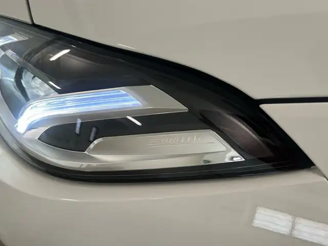 BMW 1 Series view 10