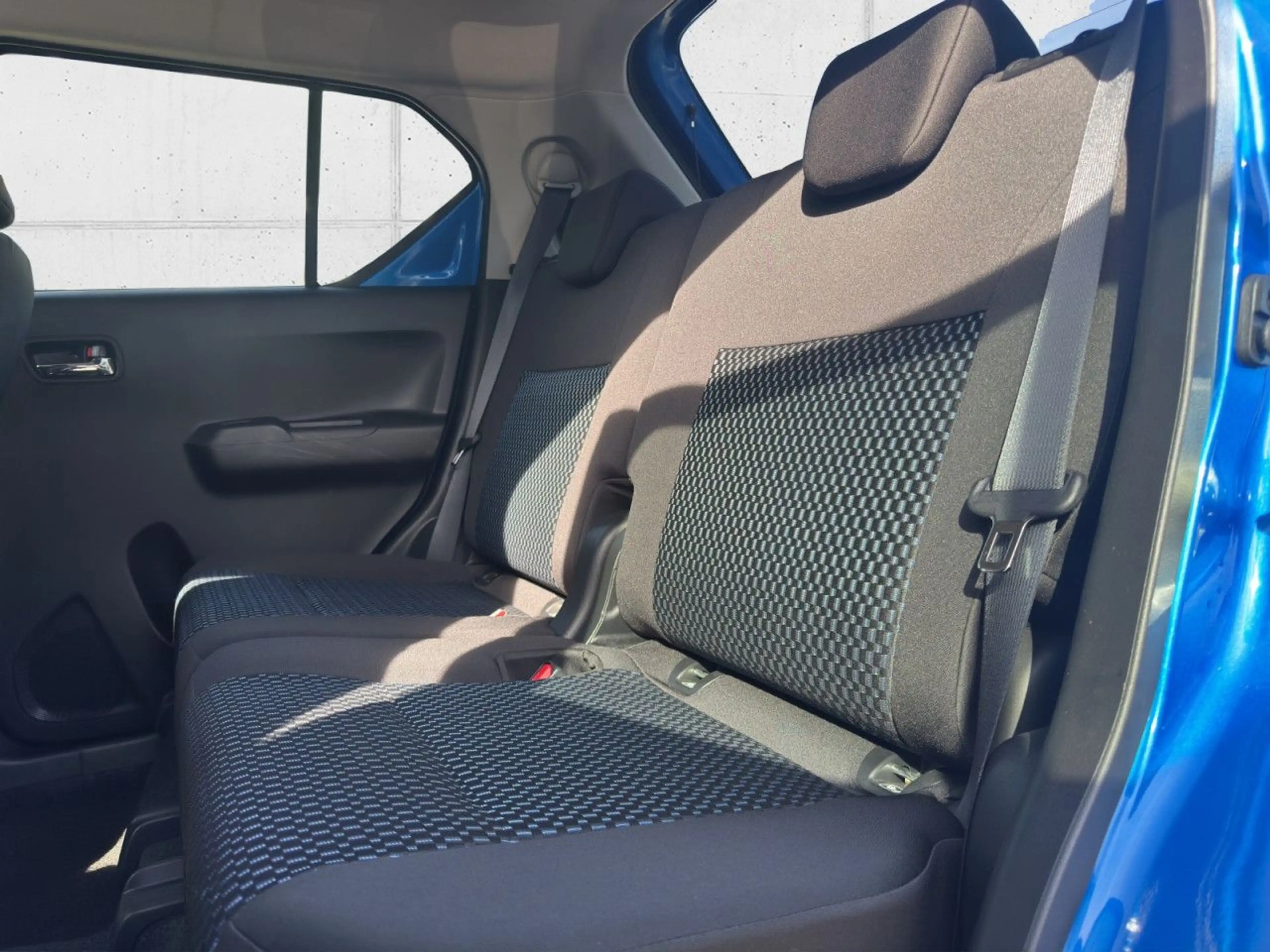 Suzuki Ignis 1.2 Dualjet Hybrid + Comfort Bluetooth Navi — photo 13