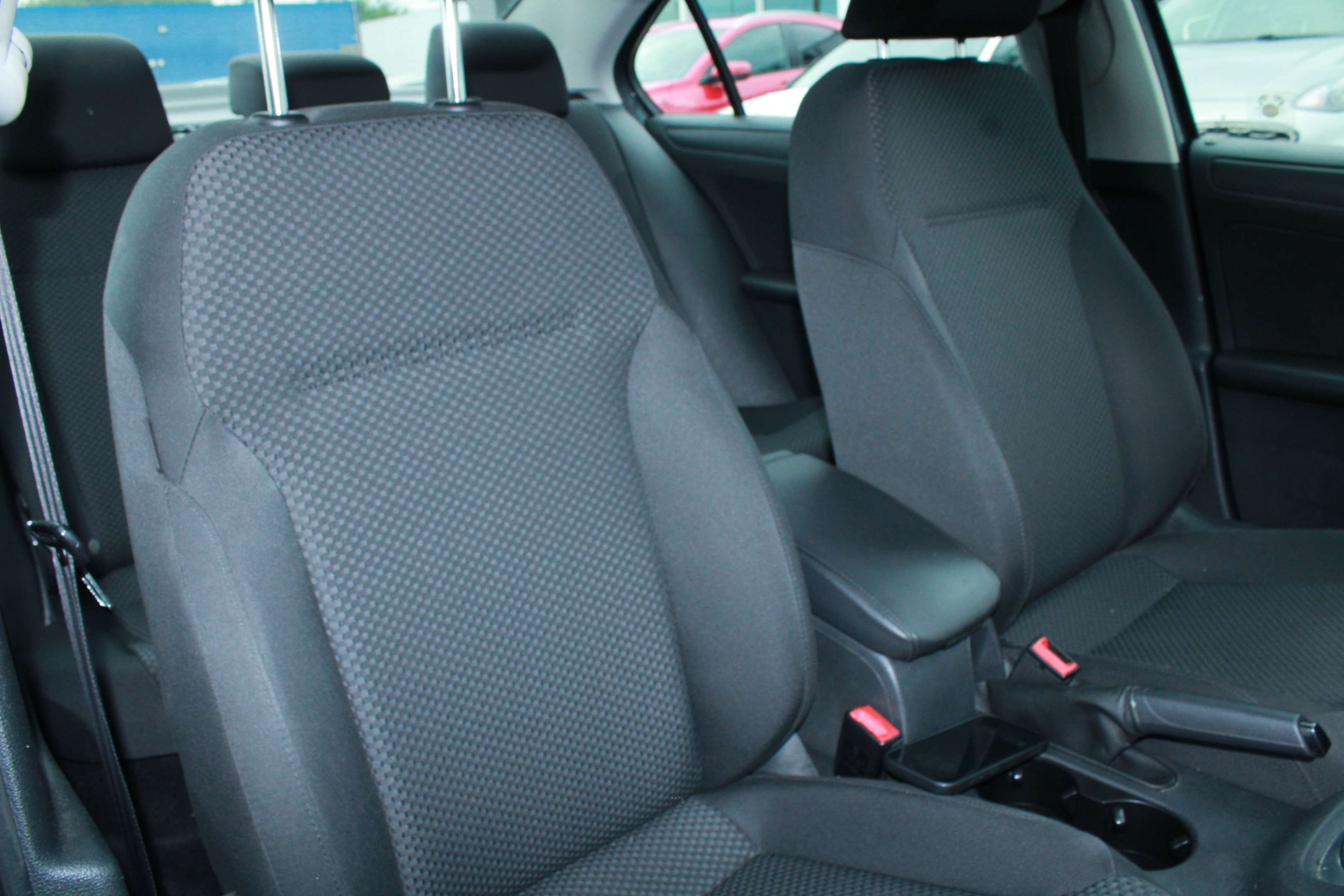 2014 Volkswagen Jetta Sedan Trendline+ - Image 14