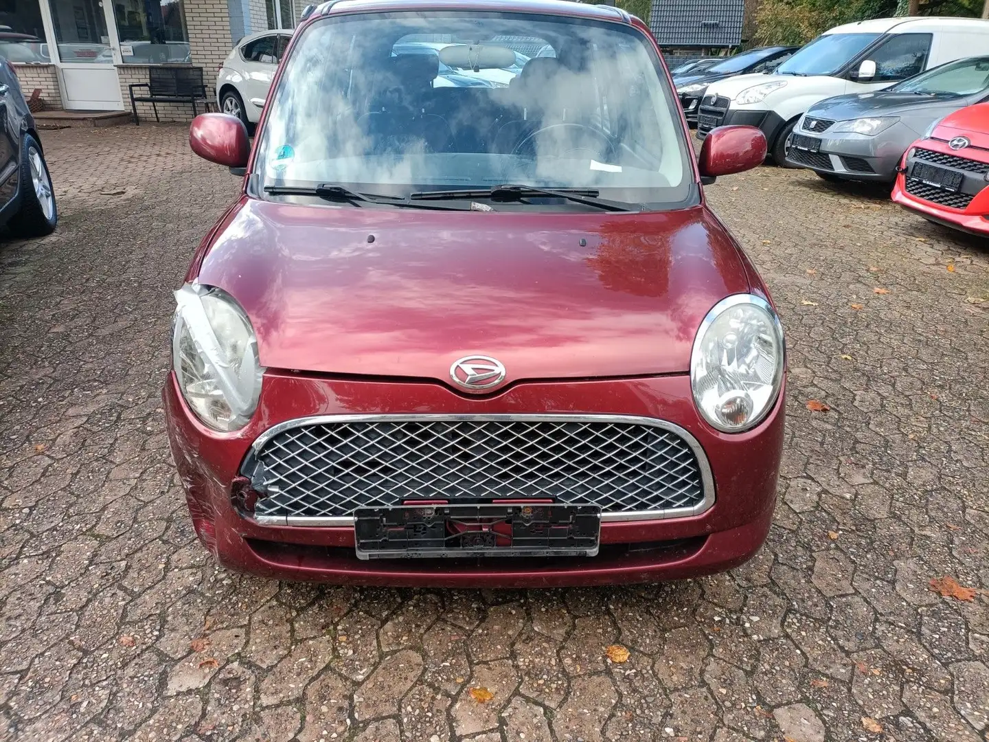 Daihatsu Trevis Trevis Junior Czerwony - 2
