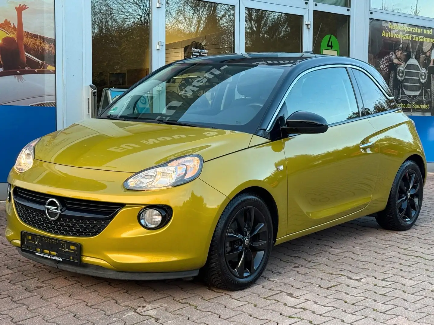 Opel Adam Unlimited Jaune - 1