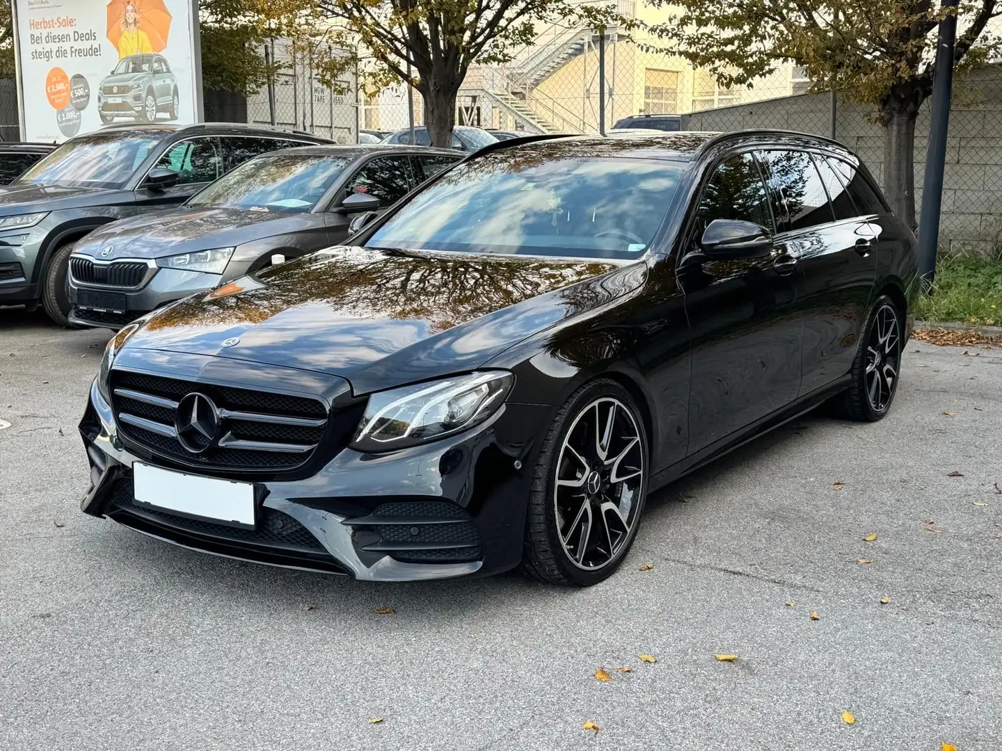 Mercedes-Benz E 200 AMG Ext. - 1