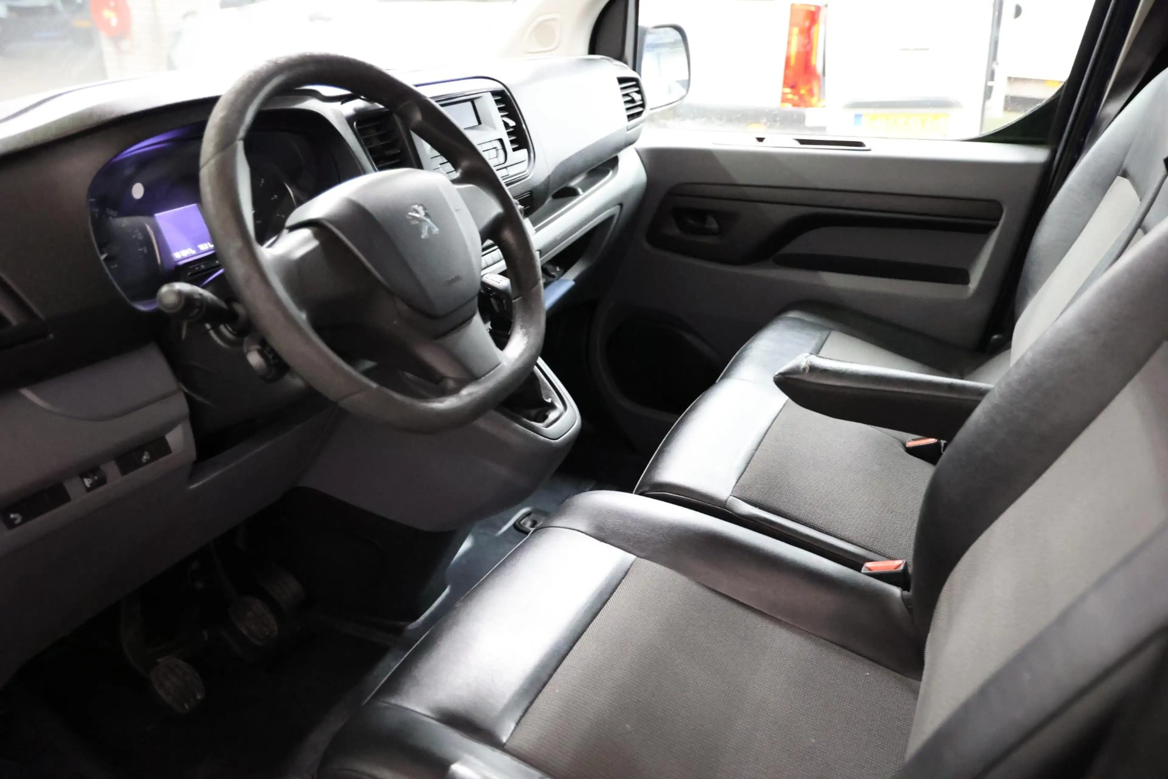 Peugeot Expert 1.6 BlueHDI AIRCO CRUISE CONTROL — photo 8