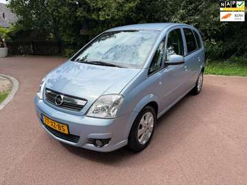 1.6-16V Temptation / Airco / Aux / PDC / NAP / Lm