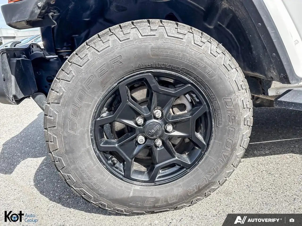 Jeep Gladiator снимка Jeep Gladiator