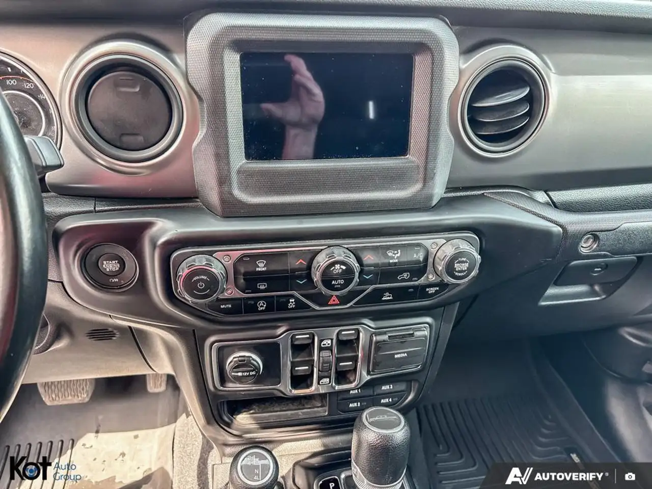 Jeep Gladiator снимка Jeep Gladiator