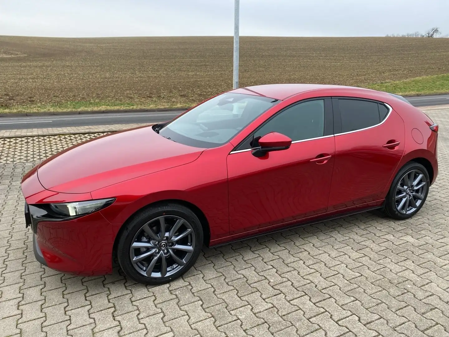 Mazda 3 👀Centre-Line/Aktionsangebot im Oktober🔥🔥 Rot - 2
