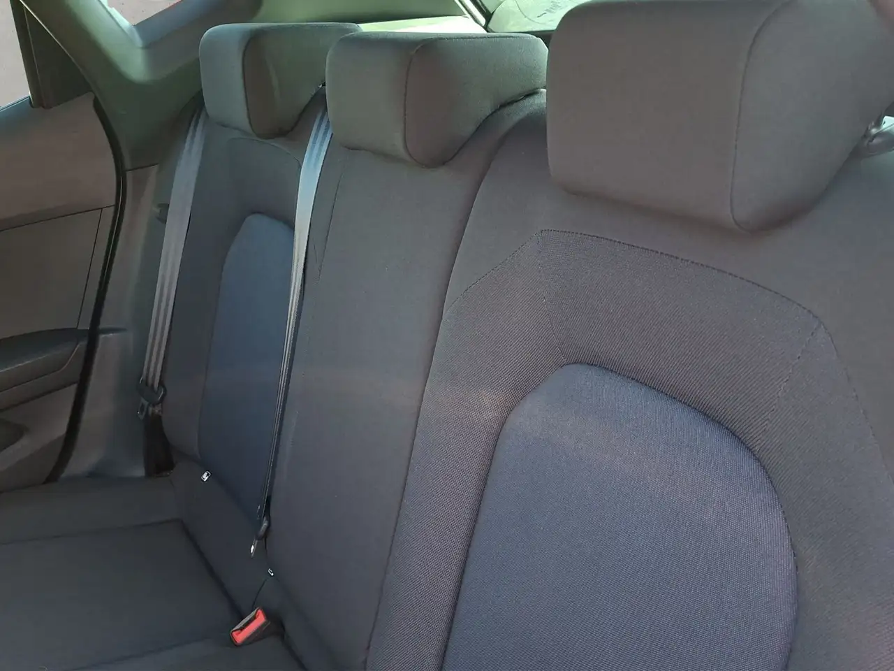 SEAT Arona FR 1.0 TSI 81 kW (110 PS) 6-Gang 13