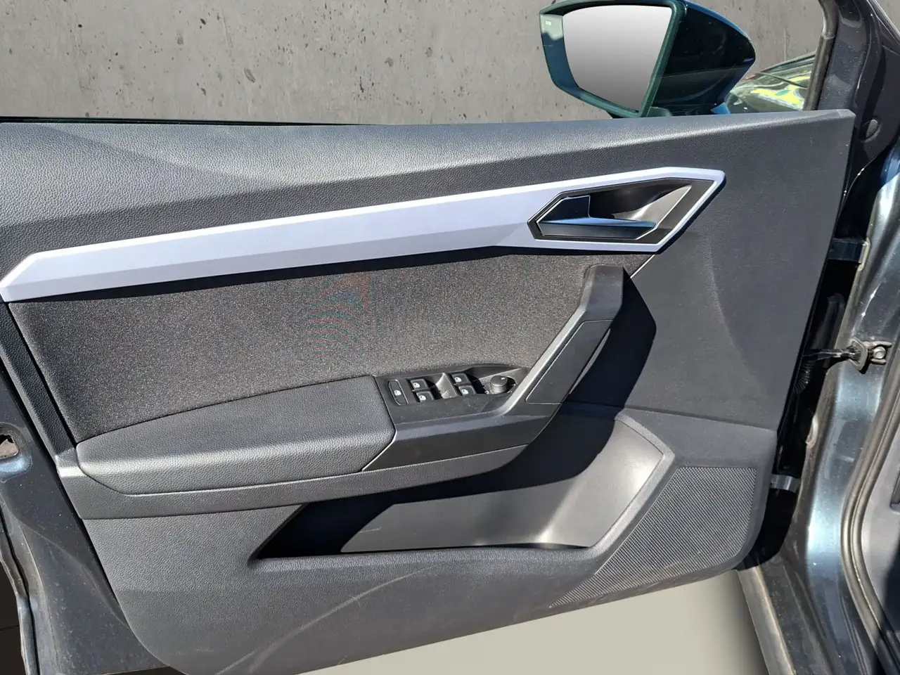 SEAT Arona FR 1.0 TSI 81 kW (110 PS) 6-Gang 12