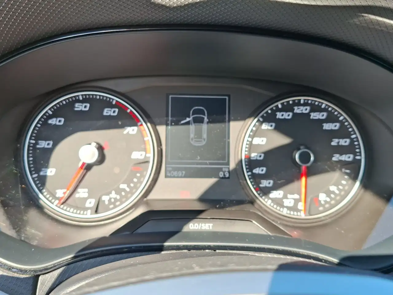 SEAT Arona FR 1.0 TSI 81 kW (110 PS) 6-Gang 11