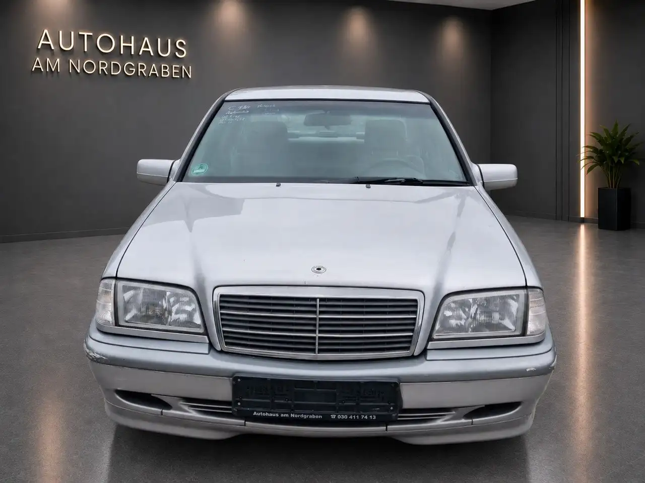 Mercedes-Benz C 180 Classic, Automatik, Tempomat., foto 2