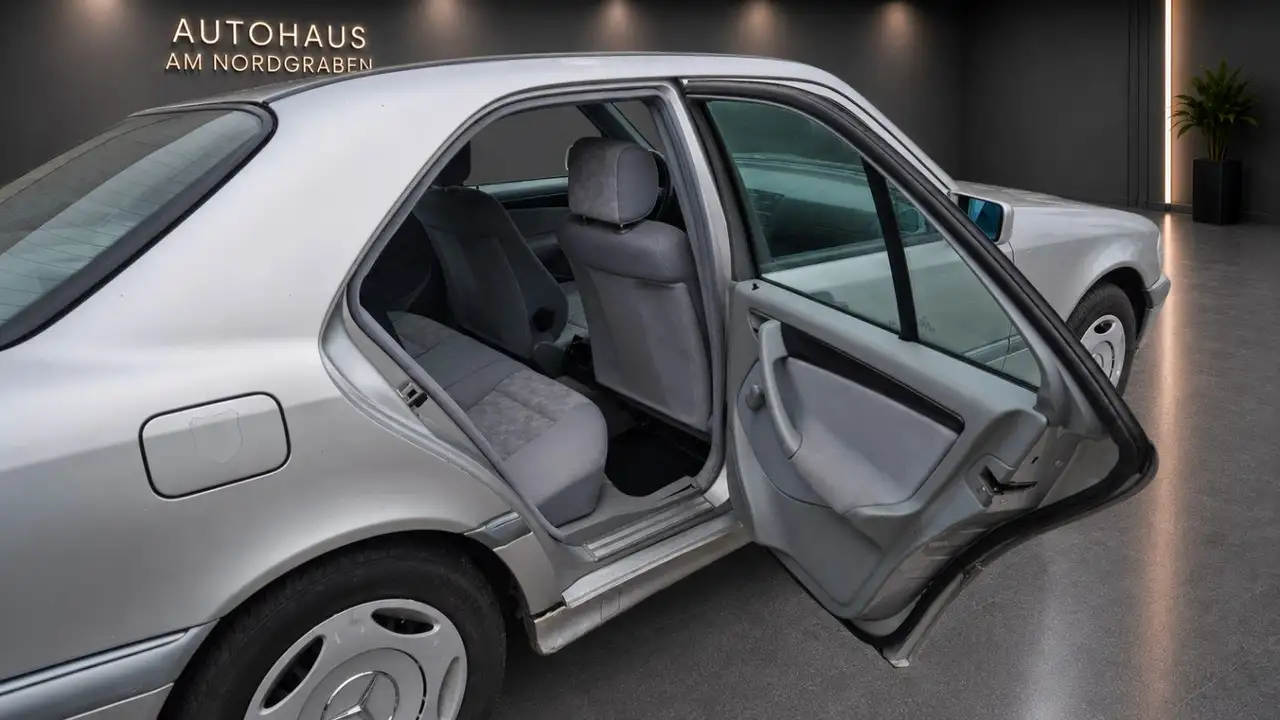 Mercedes-Benz C 180 Classic, Automatik, Tempomat., foto 6