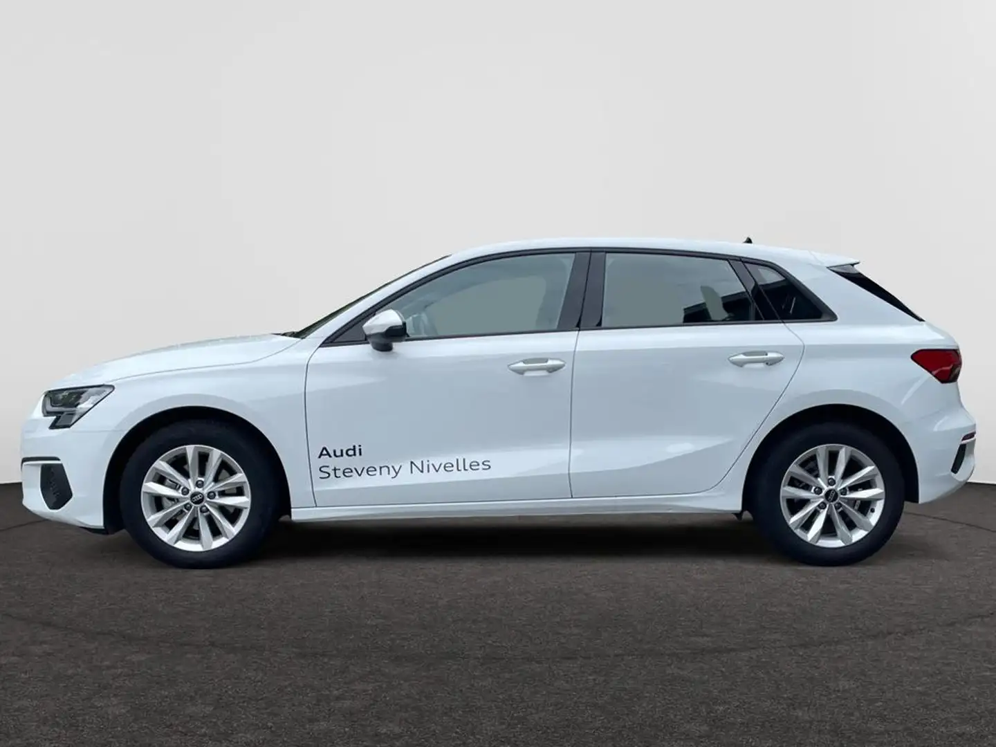 Audi A3 Sportback Audi A3 Sportback 30 TDI 85(116) kW(PS)  Blanc - 2