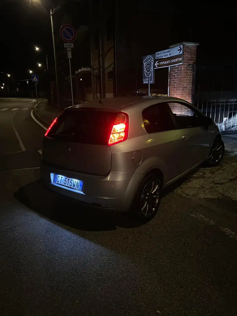 Fiat Grande Punto 3p 1.4 Dynamic 77cv - 1