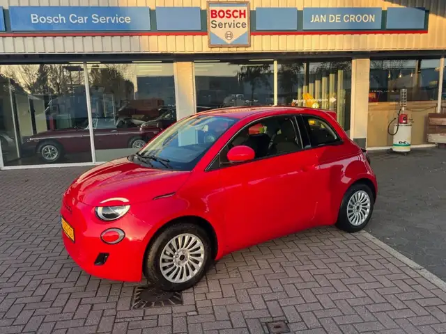 Fiat 500e RED 24 kWh ORG. NL 2.375km NAP #ALSNIEUW