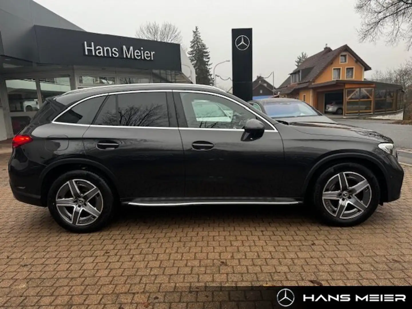 Mercedes-Benz GLC 220 GLC 220 d 4M AMG AHK Ambiente Lenkradhzg. Kamera Grau - 2