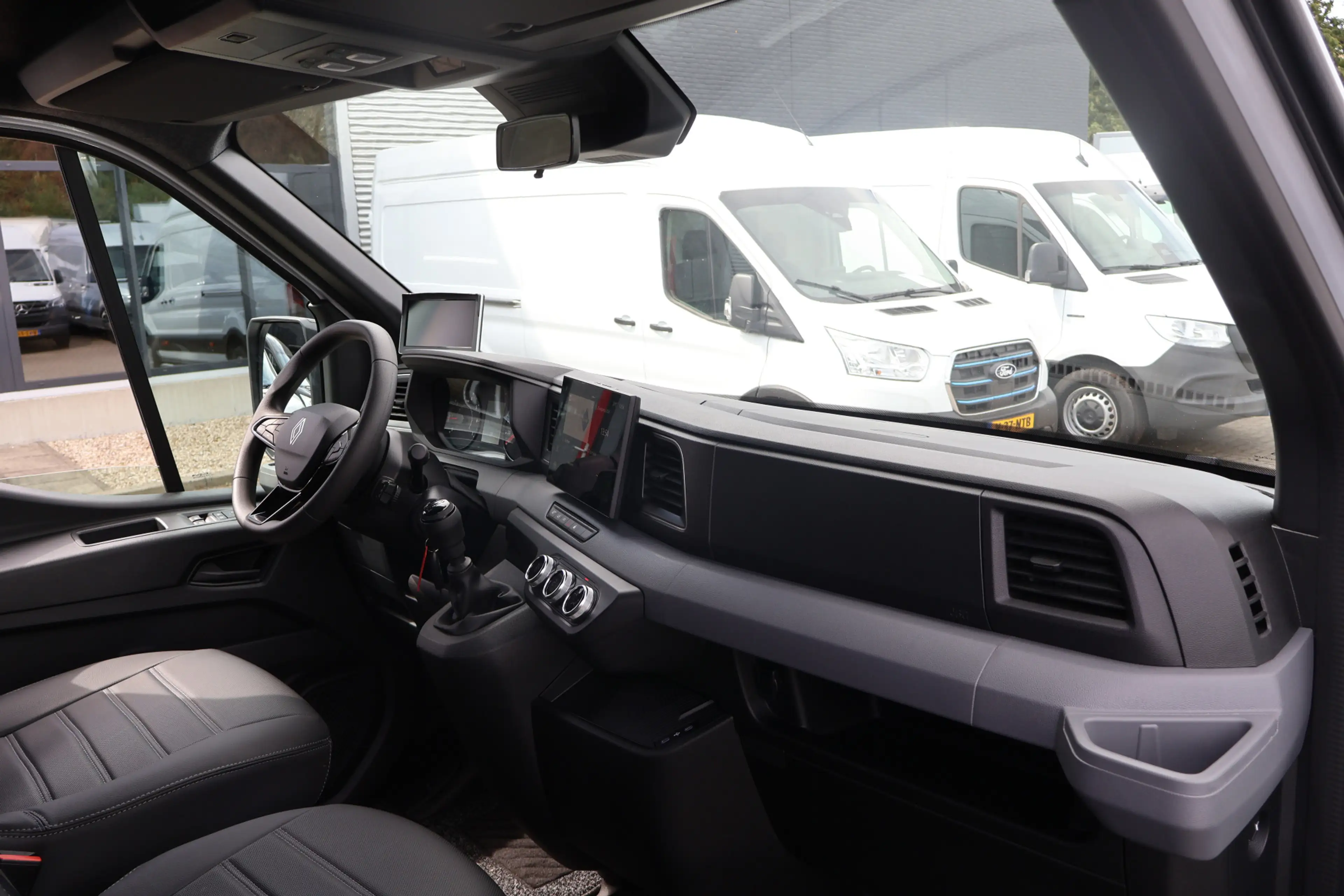 Renault Master 2.0 dCi 150pk Bakwagen met Laadklep Trekhaak — photo 35