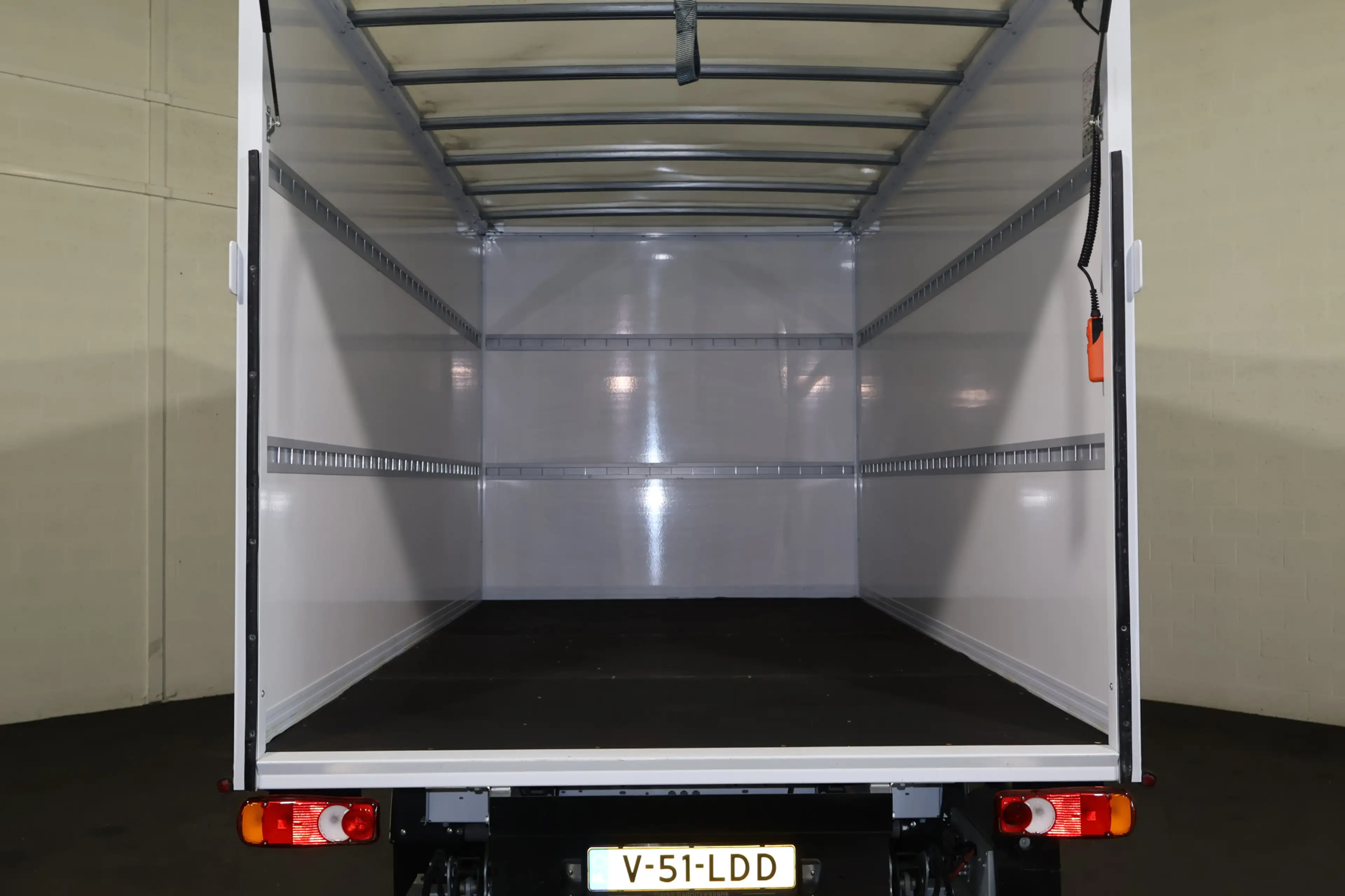 Renault Master 2.0 dCi 150pk Bakwagen met Laadklep Trekhaak — photo 3