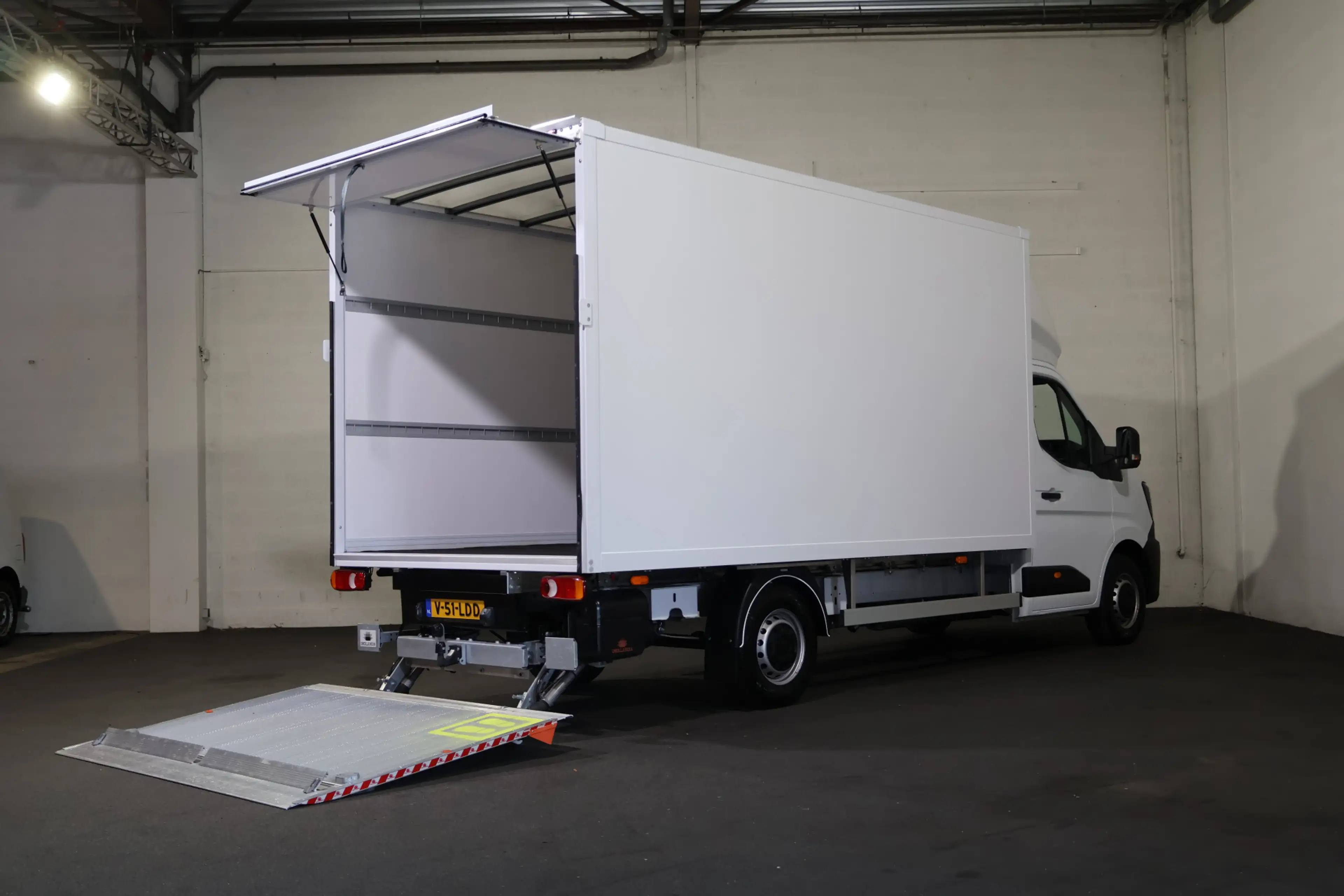 Renault Master 2.0 dCi 150pk Bakwagen met Laadklep Trekhaak — photo 10