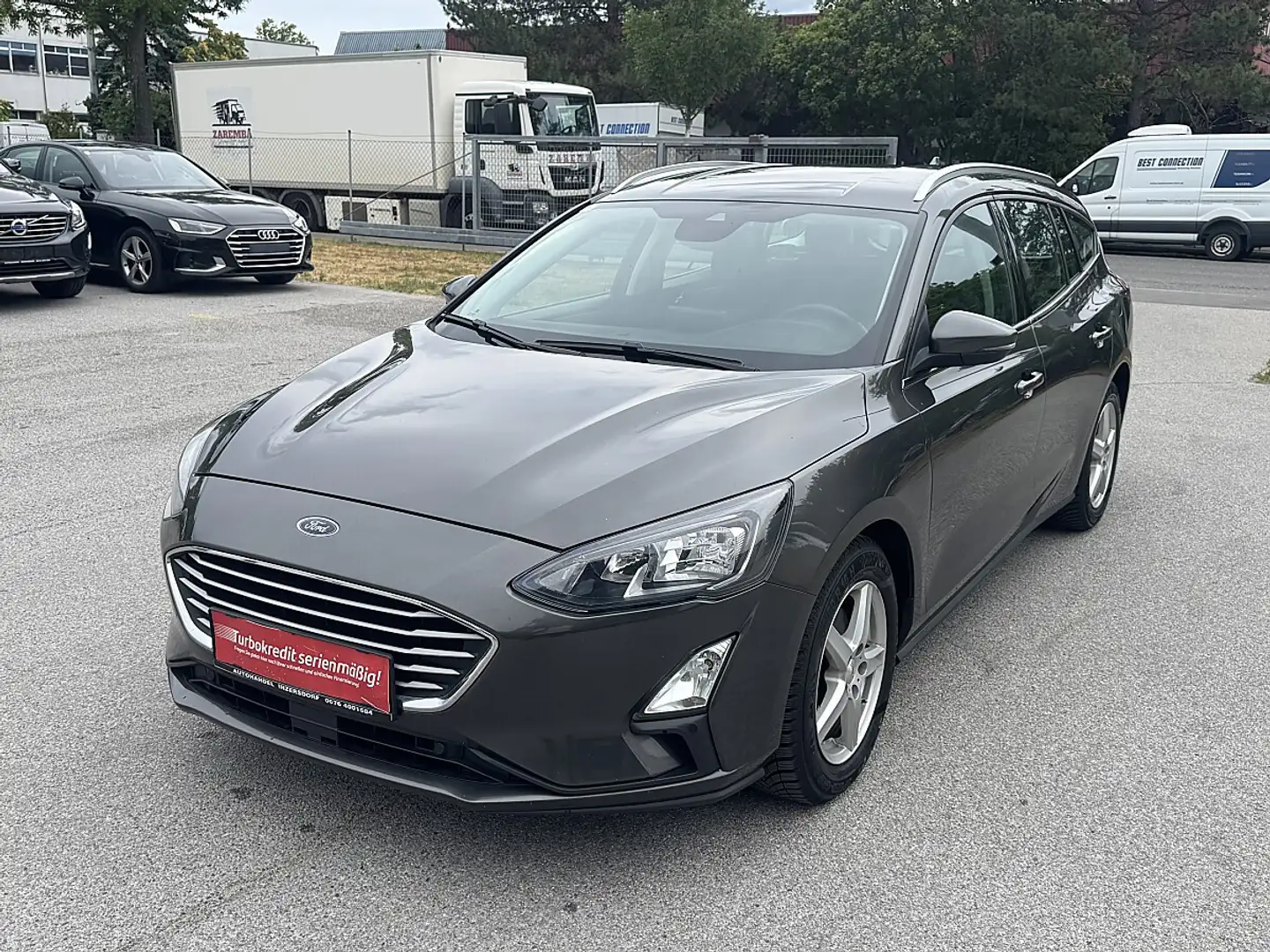 Ford Focus Traveller 1,5 EcoBlue Cool & Connect / 1BESITZ ... Grau - 2