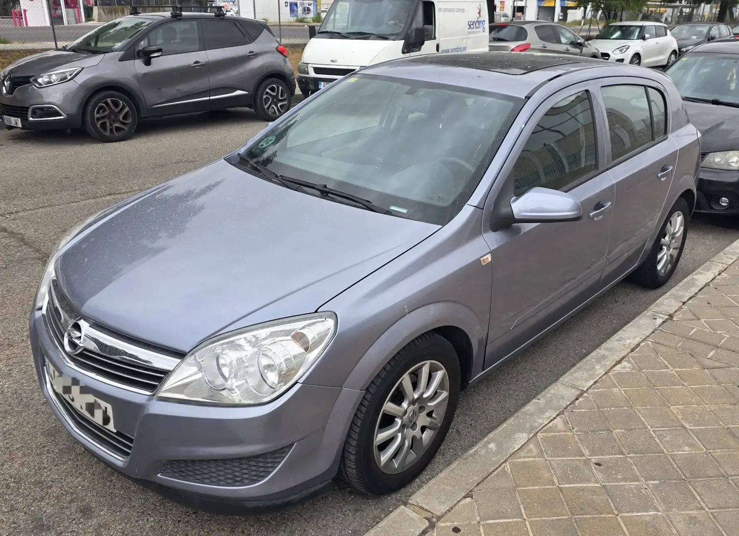 Opel Astra 1.7CDTi Enjoy - 1