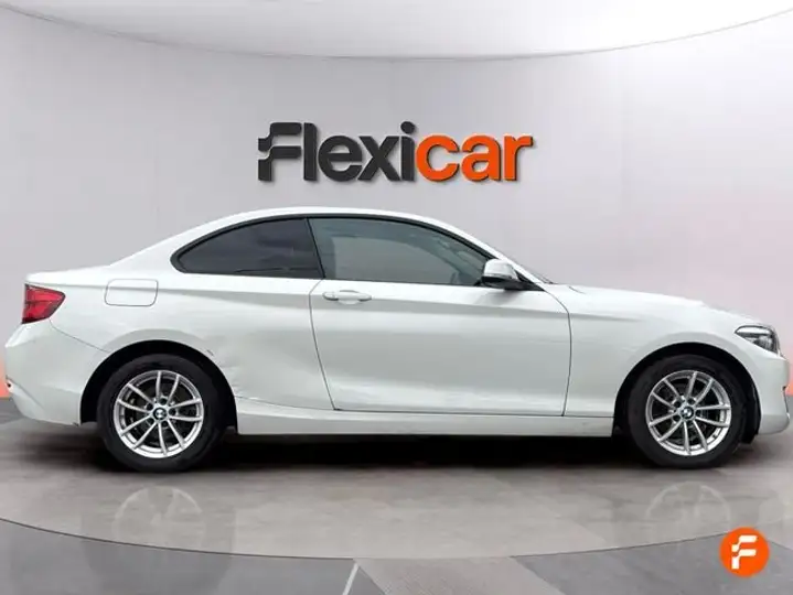 BMW Serie 2 218d (F22) 2019, foto 9