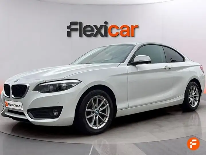 BMW Serie 2 218d (F22) 2019, foto 3