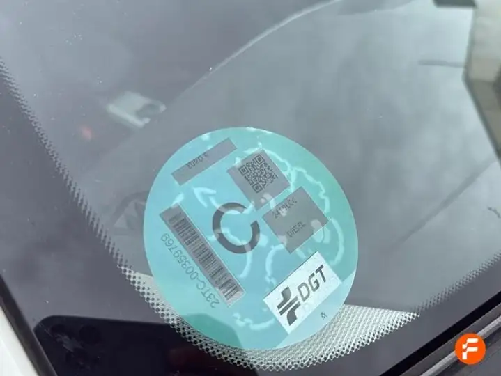 BMW Serie 2 218d (F22) 2019, foto 20