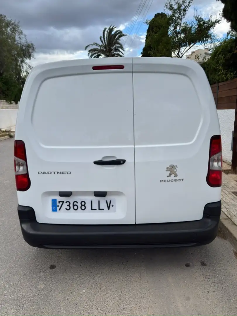 Peugeot Partner 1.5BlueHDI S&S Pro Standard 600kg 100 Blanco - 2
