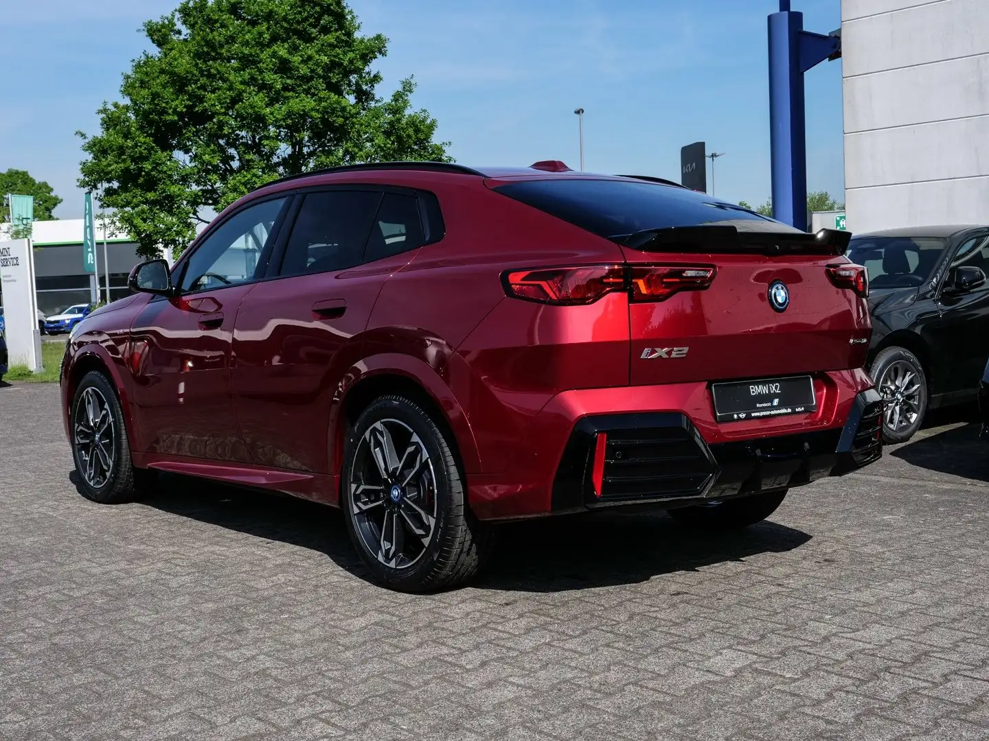 BMW iX2 eDrive20 U10 HB0 Rojo - 2