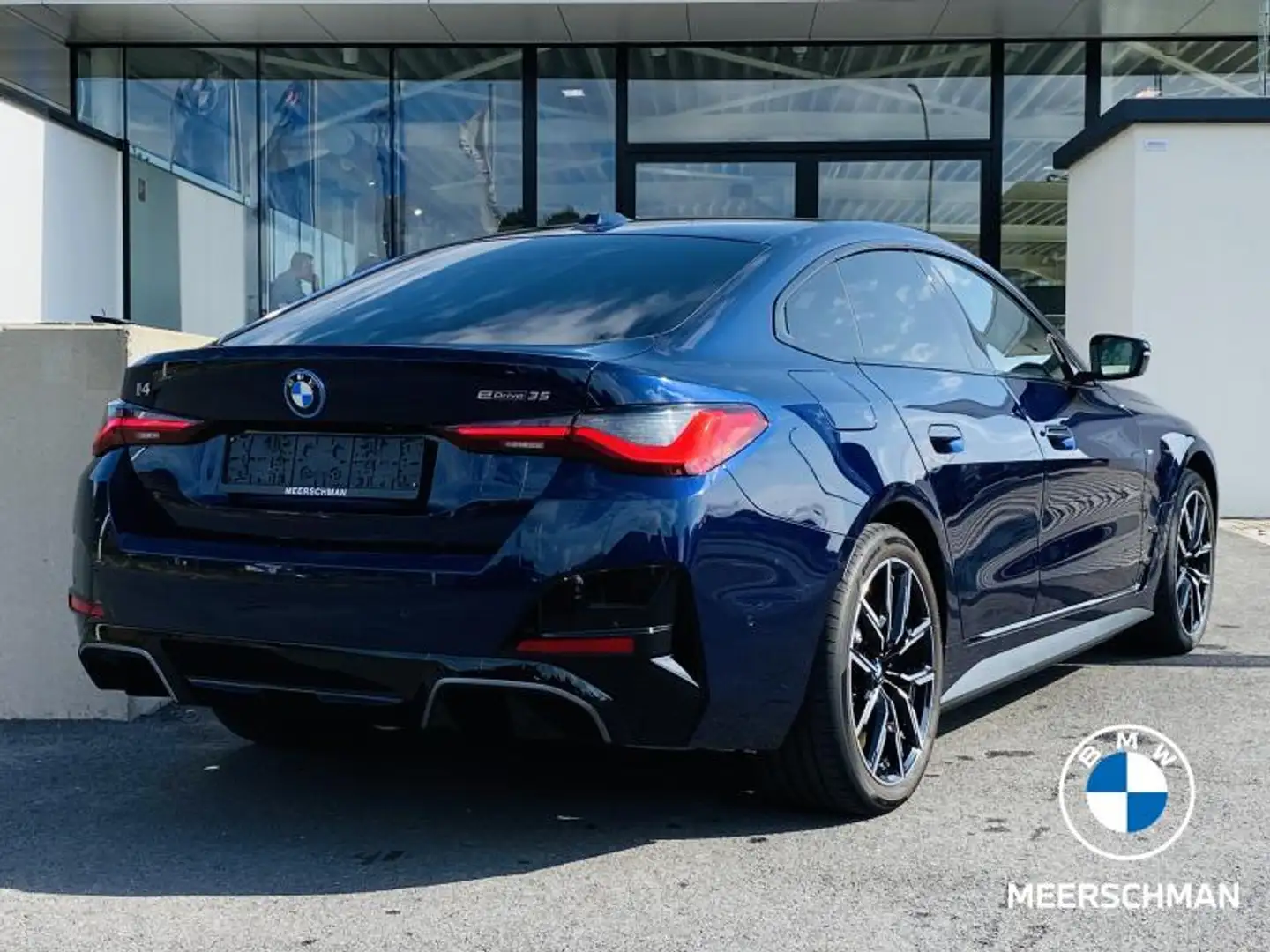 BMW i4 Gran Coupé Bleu - 2