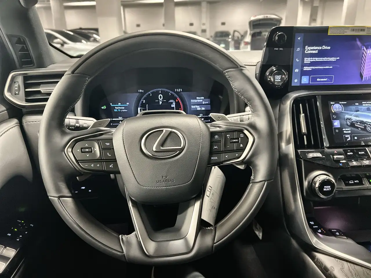Lexus LX 600 снимка Lexus LX 600