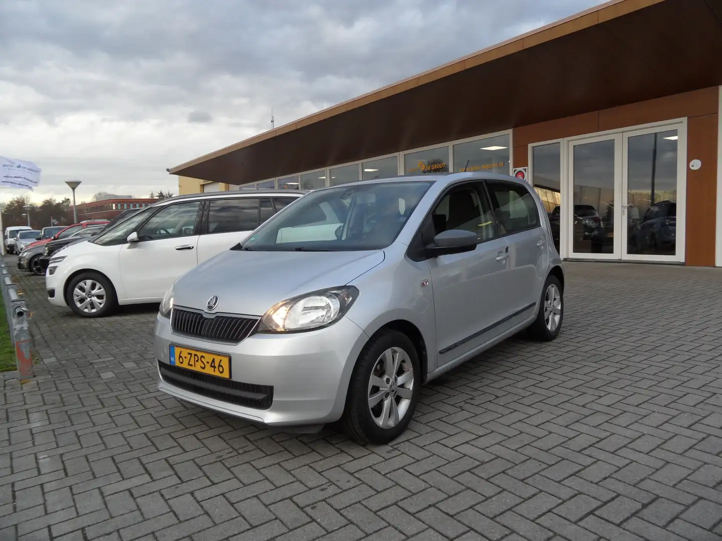 Skoda Citigo 1.0 Elegance Automaat Grigio - 1